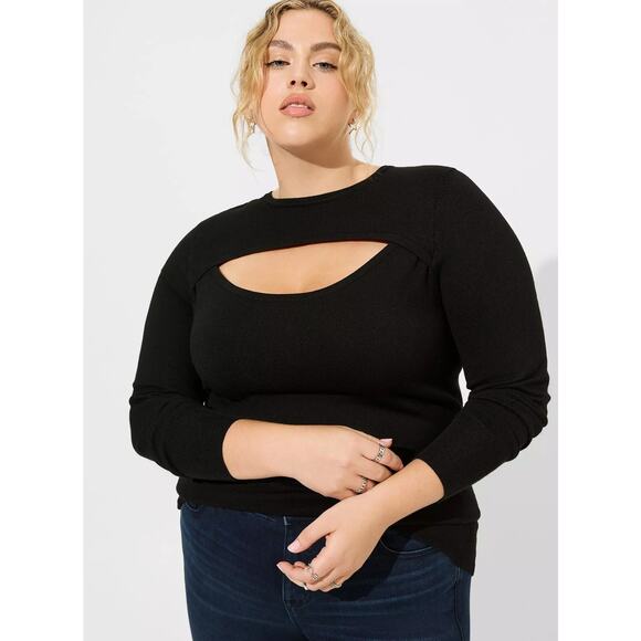 Torrid Pullover Fitted Sweater Black Crew Neck Chest Cutout Long Sleeve Sz 2X - Picture 1 of 9